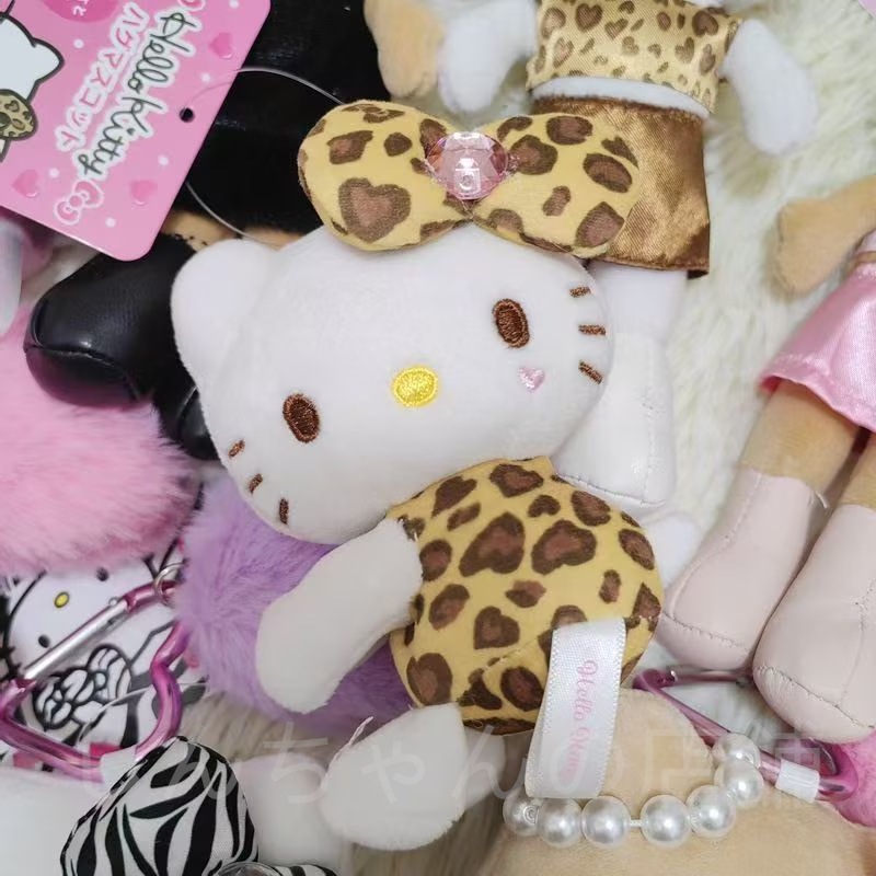 【3日出荷】ルバー 猫 キーリング 10typeシルバーバッグ キーリング かわいい ぬいぐるみ キーホルダーヒョウ柄 長い脚 羽 キティ キーホルダー ストラップ ぬいぐるみ 【3日出荷】ルバー 猫 キーリング 10typeシルバーバッグ キーリング かわいい ぬいぐるみ キーホルダーヒョウ柄 長い脚 羽 キティ キーホルダー ストラップ ぬいぐるみ