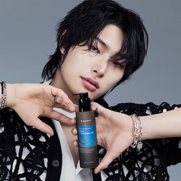 Qoo10] BRMUD [ATEEZ PICK] アクスタ1種贈