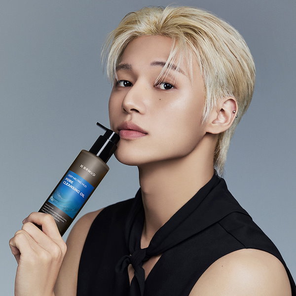 Qoo10] BRMUD [ATEEZ PICK] アクスタ1種贈