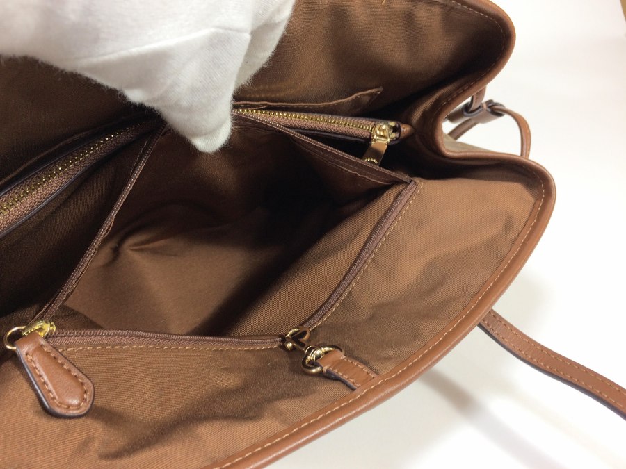 シグネチャー ショルダーバッグ PVC ブラウン F57842 【中古品】 シグネチャー ショルダーバッグ PVC ブラウン F57842 【中古品】