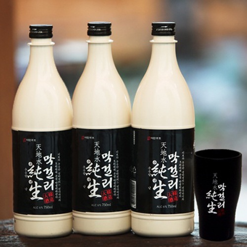 冷蔵 天地水 純生マッコリ 750ml1BOX*12本 生きている 酵素 韓国食品 韓国 冷蔵 天地水 純生マッコリ 750ml1BOX*12本 生きている 酵素 韓国食品 韓国