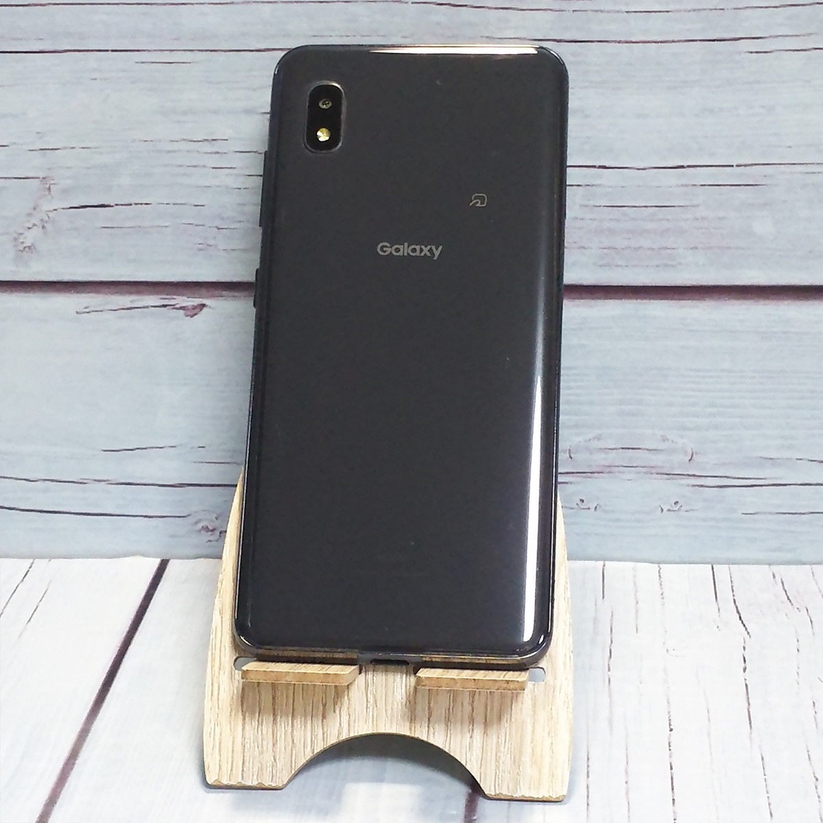 【送料無料】au Galaxy A20 SCV46 Black 本体 白ロム SIMロック解除済み SIMフリー 473449