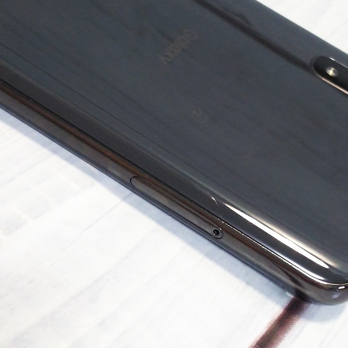 【送料無料】au Galaxy A20 SCV46 Black 本体 白ロム SIMロック解除済み SIMフリー 473449