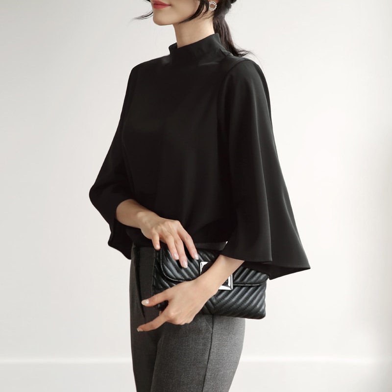 トップス ブラウス 7分袖 ベルスリーブ ハイネック プルオーバー ミディアム丈 シフォン かわいい 大人可愛い きれいめ シンプル 上品 おしゃれ かっこいい カジュアル レトロ ルーズ こなれ感