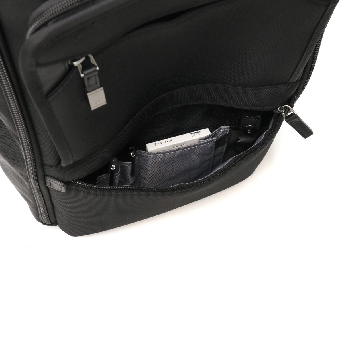 正規品5年保証 リュック メンズ ビジネスバッグ 大容量 通勤 B4 20L 2層 PC収納 15.6inch シンプル 黒 EVL-4.0 68306