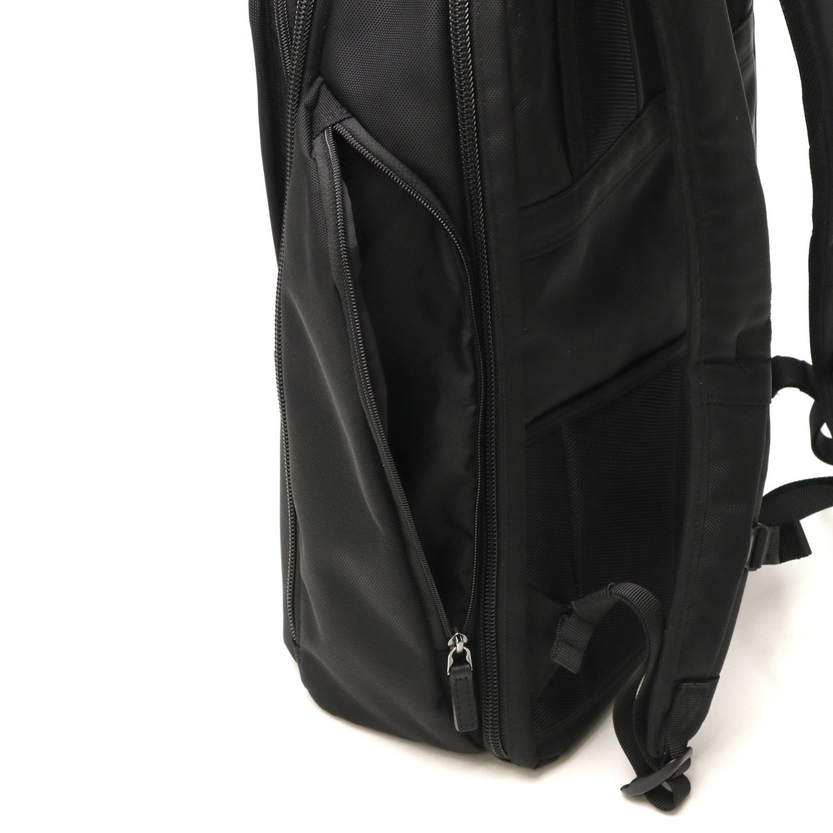 正規品5年保証 リュック メンズ ビジネスバッグ 大容量 通勤 B4 20L 2層 PC収納 15.6inch シンプル 黒 EVL-4.0 68306