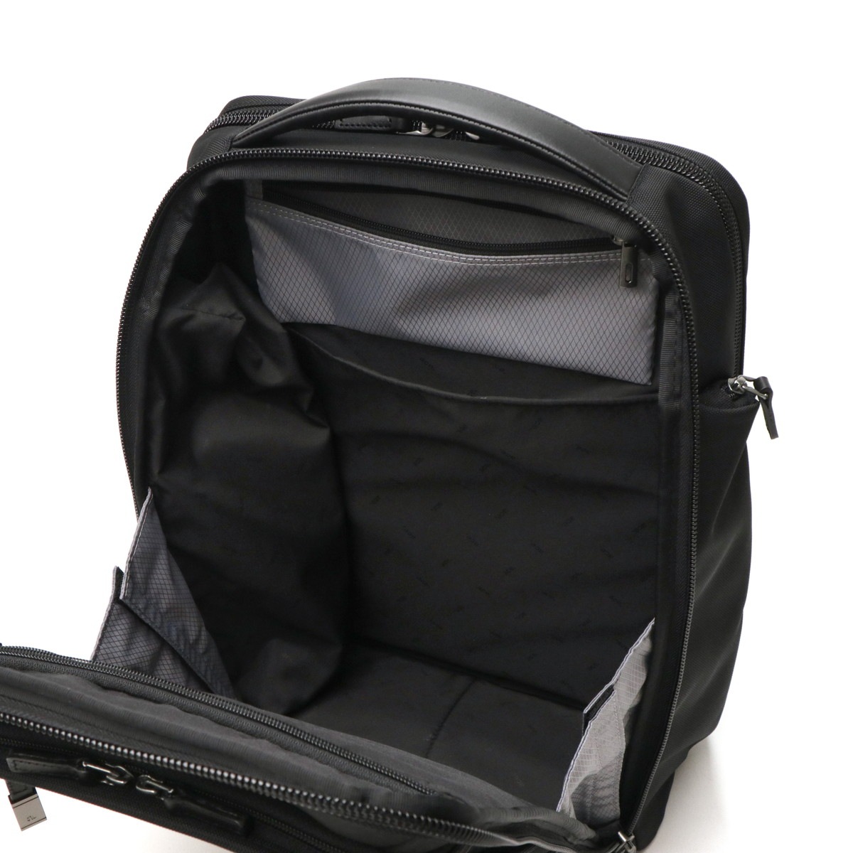 正規品5年保証 リュック メンズ ビジネスバッグ 大容量 通勤 B4 20L 2層 PC収納 15.6inch シンプル 黒 EVL-4.0 68306