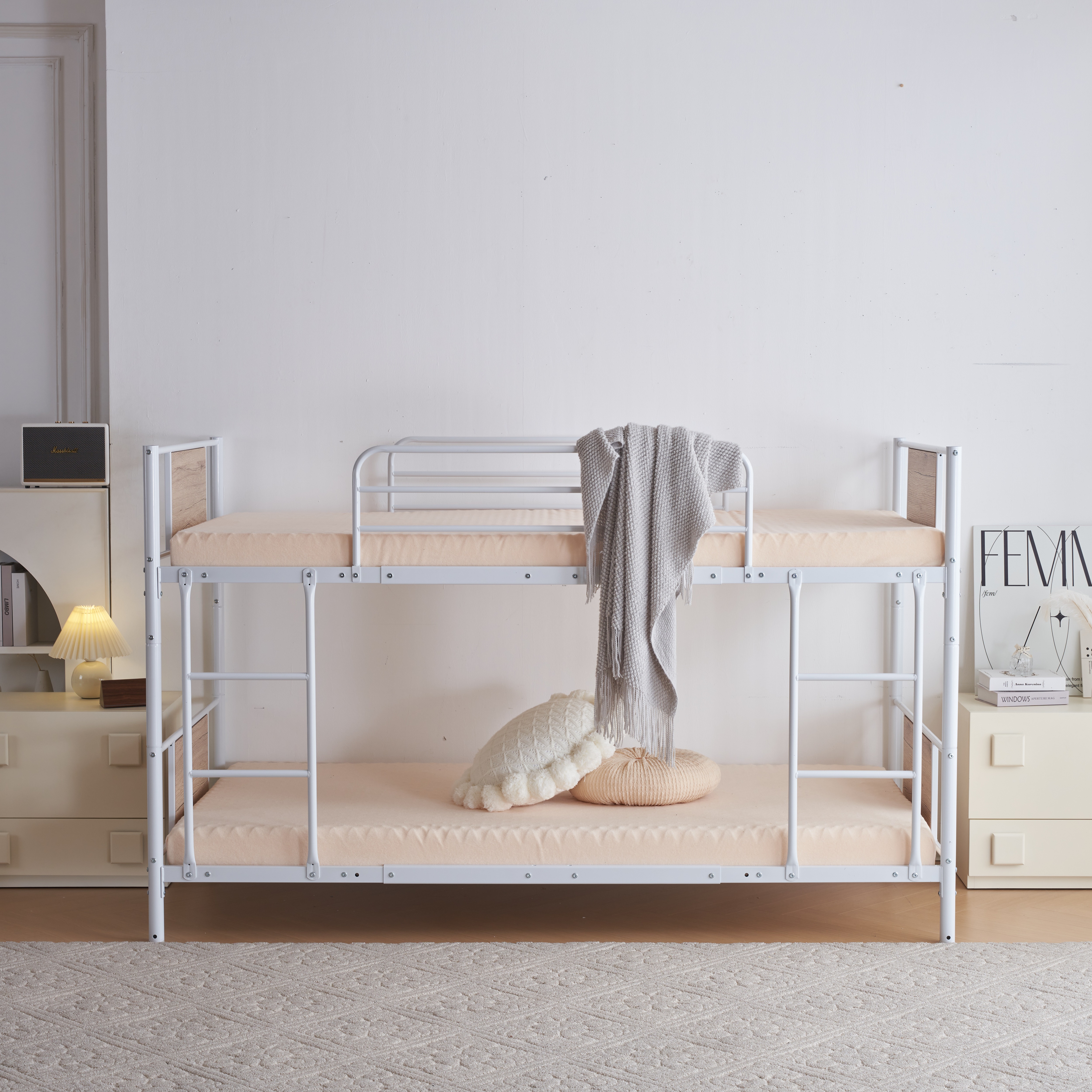 国内出荷】【新作】【ホワイト】三段ベッド パイプベッド 分離可能