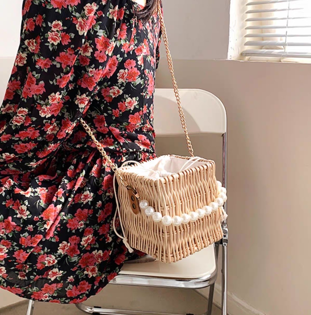 バッグ カバン 手持ち 巾着 かごバッグ 便利 軽量 自立 スクエア 四角 ラウンド 丸型 パール チェーン カゴ かわいい 大人可愛い きれいめ シンプル カジュアル 上品 お洒落 レトロ アジアン バッグ カバン 手持ち 巾着 かごバッグ 便利 軽量 自立 スクエア 四角 ラウンド 丸型 パール チェーン カゴ かわいい 大人可愛い きれいめ シンプル カジュアル 上品 お洒落 レトロ アジアン