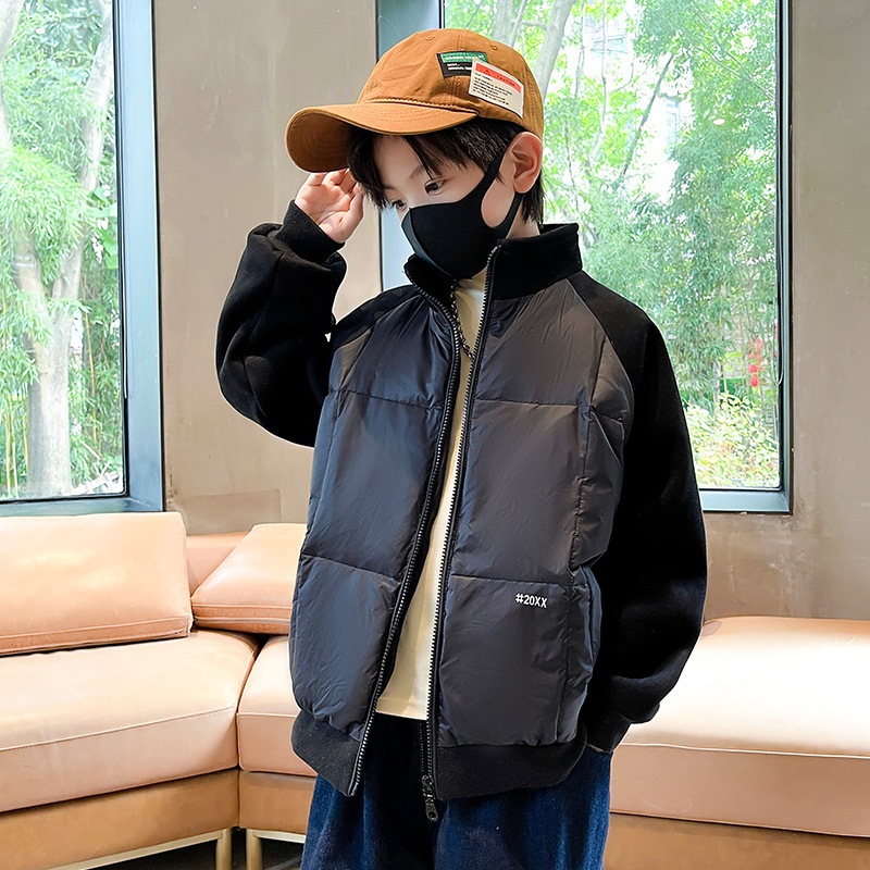 男の子ダウンジャケット2023新しい中型と大型子供用冬ショートコットンジャケット学校制服アーティファクト子供用厚みのあるキルティングジャケット 男の子ダウンジャケット2023新しい中型と大型子供用冬ショートコットンジャケット学校制服アーティファクト子供用厚みのあるキルティングジャケット