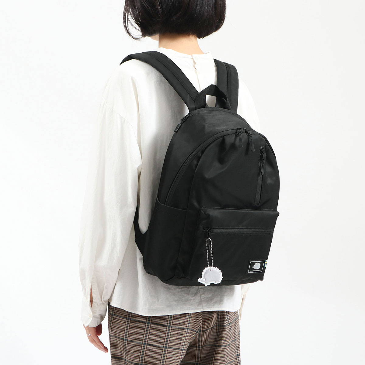 リュック 12ポケットデイパック パソコン A4 リュックサック 軽量 通勤 通学 旅行 撥水 女子 レディース 251-KESF204 リュック 12ポケットデイパック パソコン A4 リュックサック 軽量 通勤 通学 旅行 撥水 女子 レディース 251-KESF204