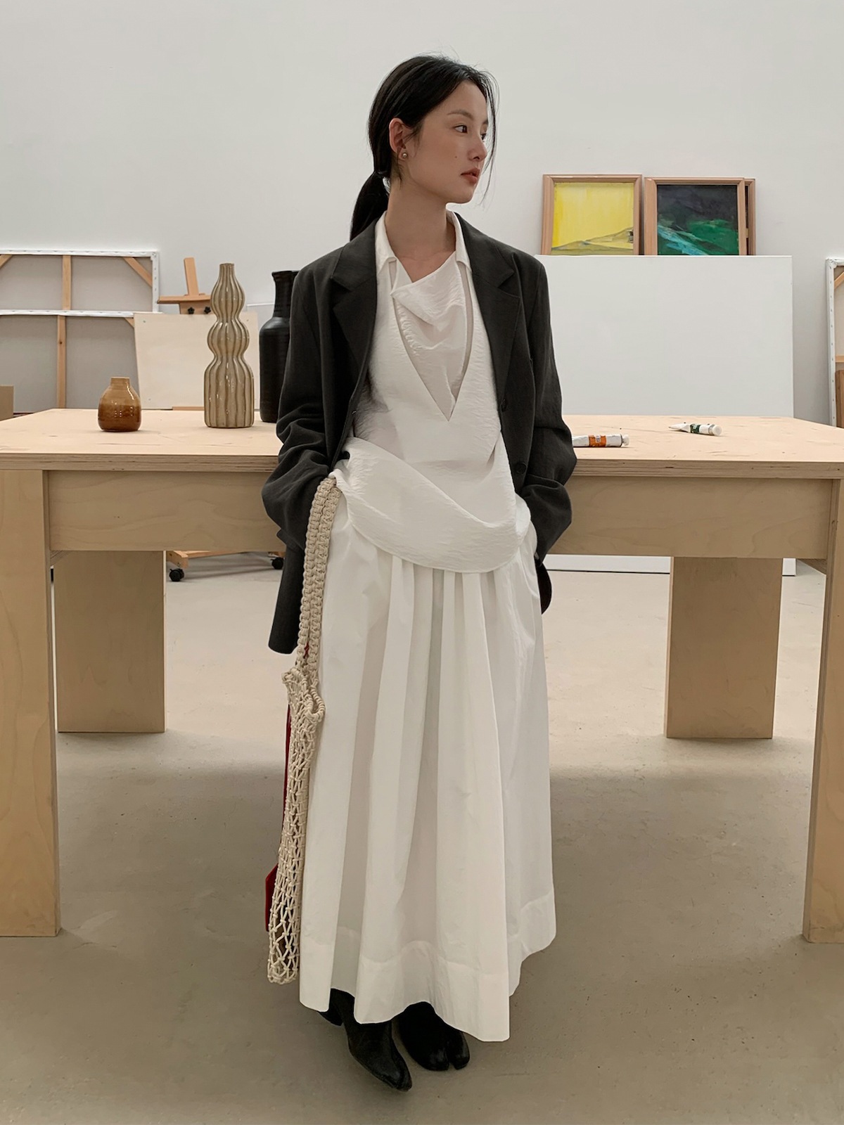 文芸感のある襟のパッチワークシャツ女性25春の新気質ゆったり系ベルトで着痩せしたトップス24639