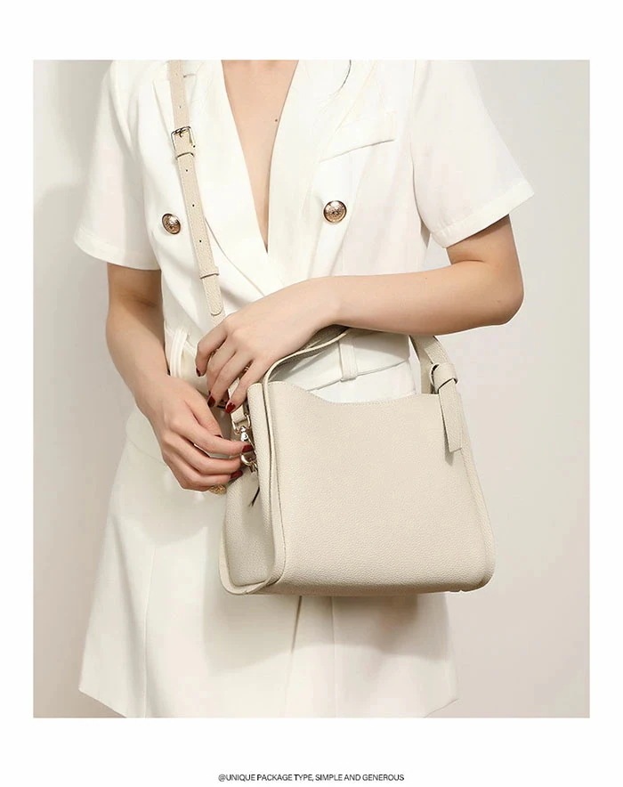 ショルダーバッグ 本革 レディース キューブバッグ 本革 キューブバッグ ショルダーバッグ 斜め掛け キューブ バッグ セレモニーバッグ ファスナー付 バッグ 小さめ 可愛い カジュアル 軽量 通勤 ショルダーバッグ 本革 レディース キューブバッグ 本革 キューブバッグ ショルダーバッグ 斜め掛け キューブ バッグ セレモニーバッグ ファスナー付 バッグ 小さめ 可愛い カジュアル 軽量 通勤