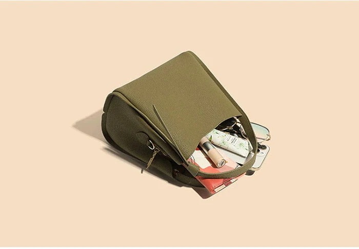 ショルダーバッグ 本革 レディース キューブバッグ 本革 キューブバッグ ショルダーバッグ 斜め掛け キューブ バッグ セレモニーバッグ ファスナー付 バッグ 小さめ 可愛い カジュアル 軽量 通勤 ショルダーバッグ 本革 レディース キューブバッグ 本革 キューブバッグ ショルダーバッグ 斜め掛け キューブ バッグ セレモニーバッグ ファスナー付 バッグ 小さめ 可愛い カジュアル 軽量 通勤