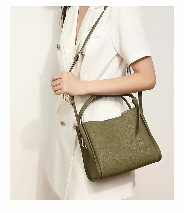 ショルダーバッグ 本革 レディース キューブバッグ 本革 キューブバッグ ショルダーバッグ 斜め掛け キューブ バッグ セレモニーバッグ ファスナー付 バッグ 小さめ 可愛い カジュアル 軽量 通勤 ショルダーバッグ 本革 レディース キューブバッグ 本革 キューブバッグ ショルダーバッグ 斜め掛け キューブ バッグ セレモニーバッグ ファスナー付 バッグ 小さめ 可愛い カジュアル 軽量 通勤