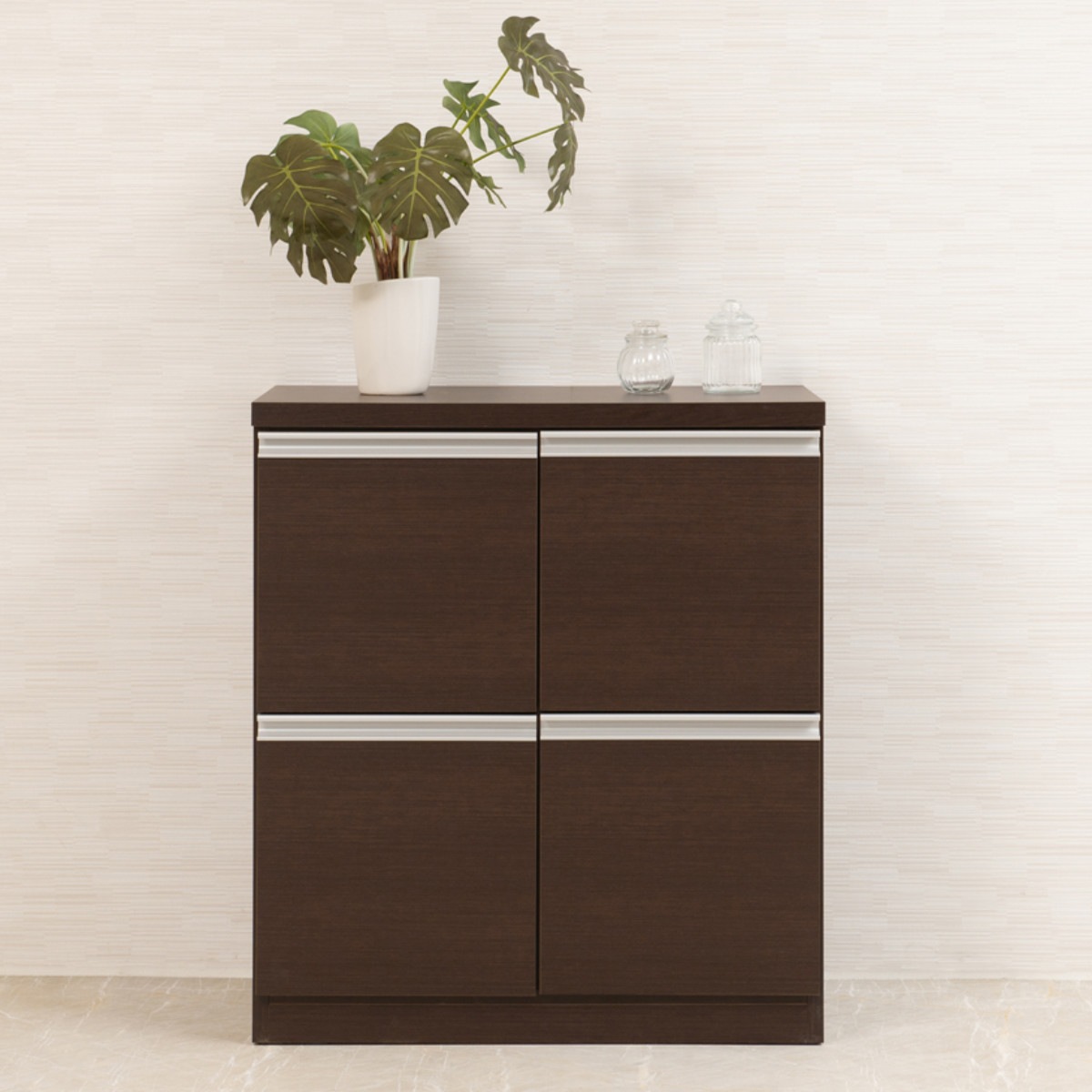 キャビネット 幅73cm 4枚扉タイプ 日本製 完成品 ラック スクエア 収納棚 リビングボード A4対応 ラインハンドル 本棚 収納 リビング収納 小物整理 国産 扉付 木製 ホワイト キャビネット 幅73cm 4枚扉タイプ 日本製 完成品 ラック スクエア 収納棚 リビングボード A4対応 ラインハンドル 本棚 収納 リビング収納 小物整理 国産 扉付 木製 ホワイト