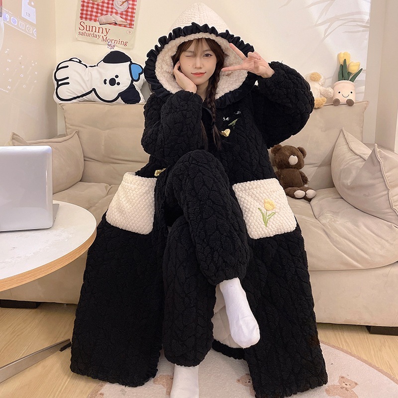 パジャマ女性用秋冬コーラルベルベット厚いベルベット三層綿入り寝衣フランネルの長い家庭服セット