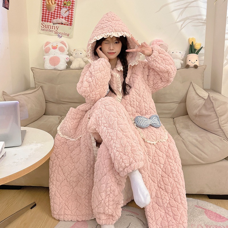 パジャマ女性用秋冬コーラルベルベット厚いベルベット三層綿入り寝衣フランネルの長い家庭服セット
