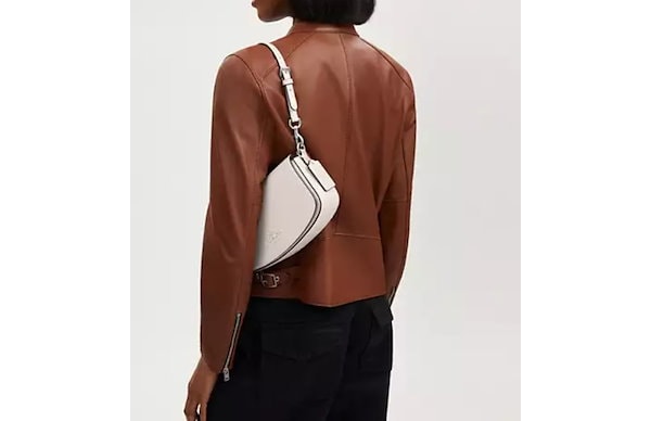 Qoo10] Coach アンドレア スモール ショルダー バッグ