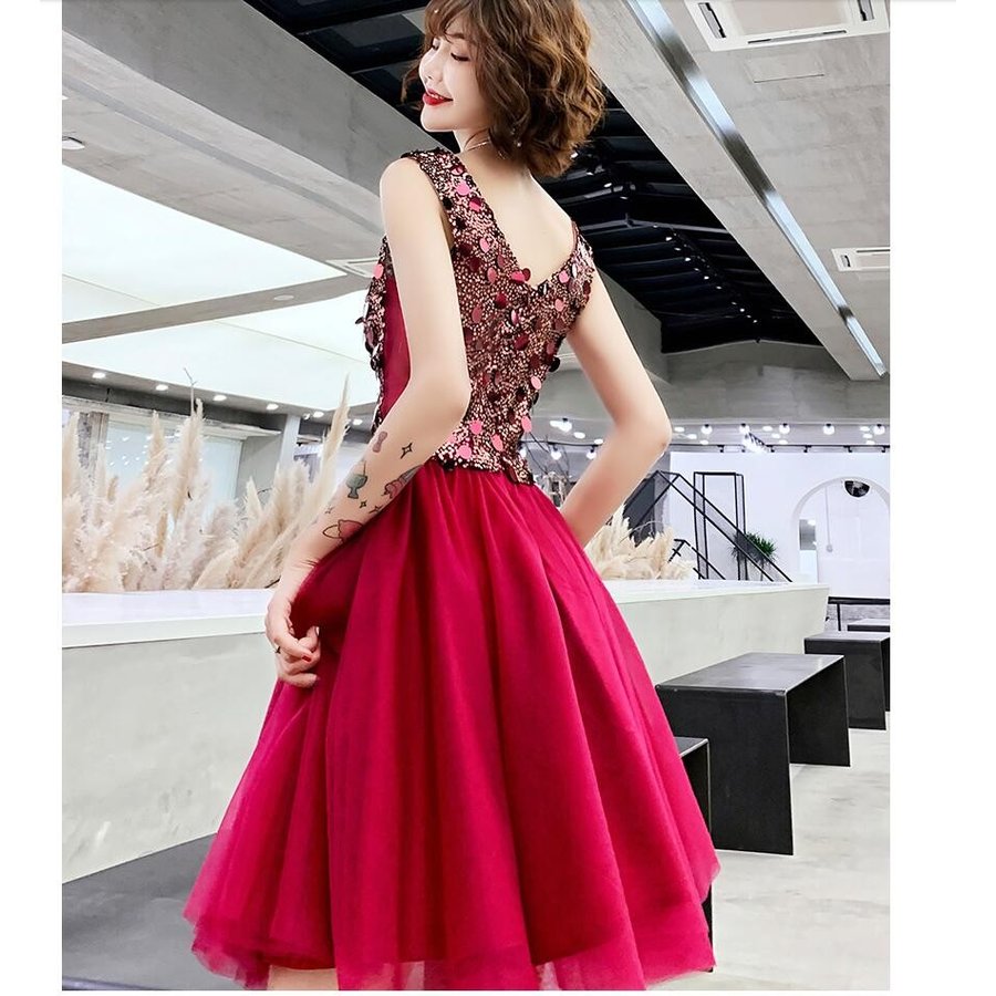 袖なし パーティードレス レディース 結婚式ワンピース Aライン ウエディングドレス ミモレ丈ドレス