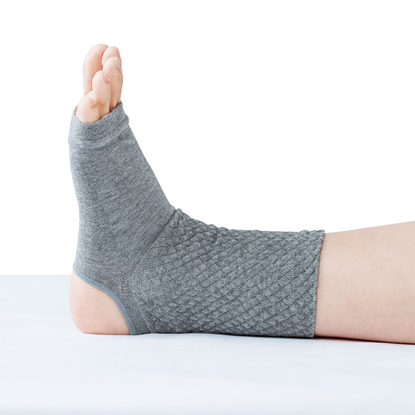 メディカル備長炭 足裏サポーター 磁気治療 血行促進 冷え性対策 足のコリ 足の疲れ フットケア むくみ 健康 かかと保護 着圧 メディカル備長炭 足裏サポーター 磁気治療 血行促進 冷え性対策 足のコリ 足の疲れ フットケア むくみ 健康 かかと保護 着圧