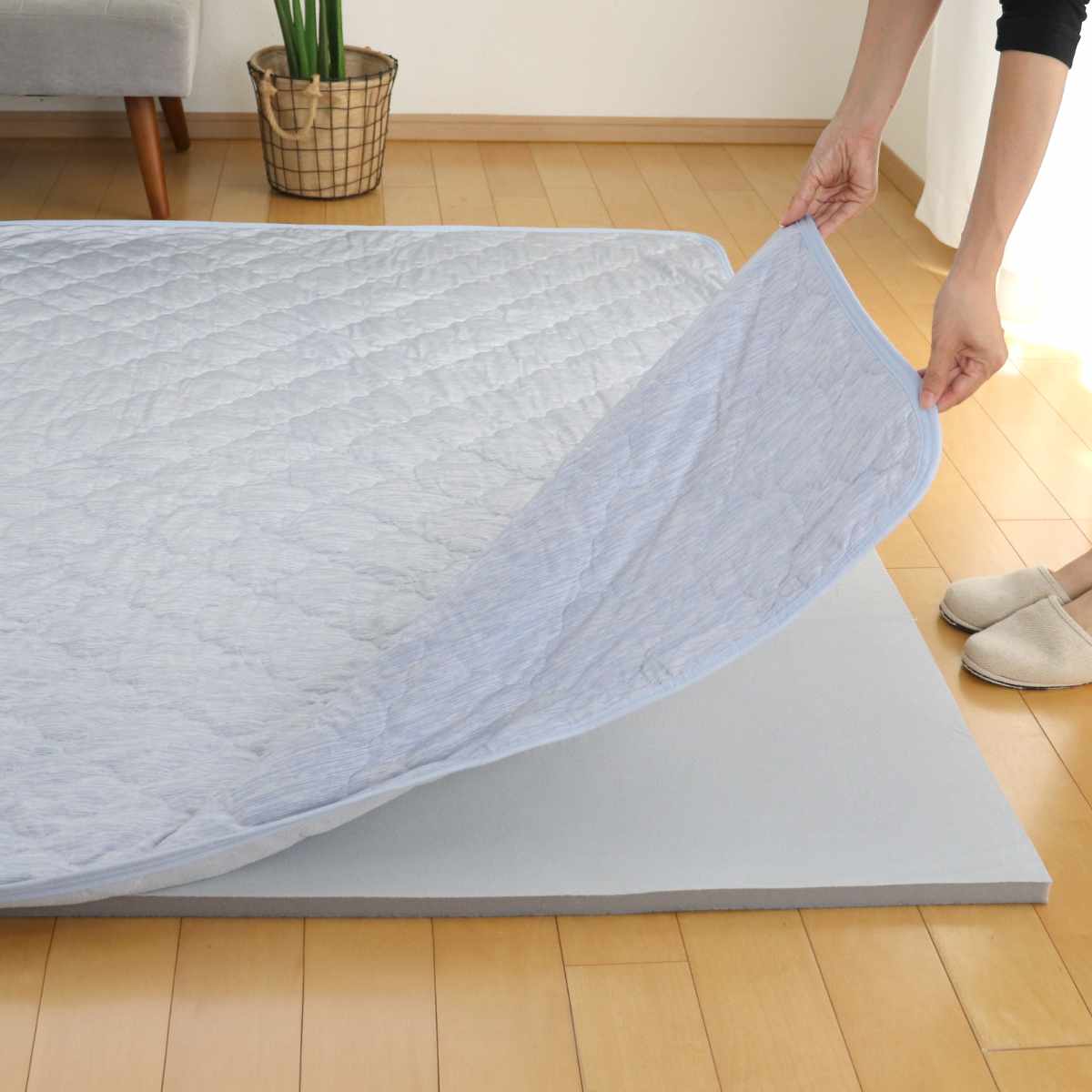 ラグ ラグパット 接触冷感 ピタ―ら 185x240cm 3畳 マット ラグマット ひんやりマット 長方形 冷感生地 ズレない 単品 ひんやり 清涼感 接触冷感素材 ズレにくい 洗濯できる ラグ ラグパット 接触冷感 ピタ―ら 185x240cm 3畳 マット ラグマット ひんやりマット 長方形 冷感生地 ズレない 単品 ひんやり 清涼感 接触冷感素材 ズレにくい 洗濯できる