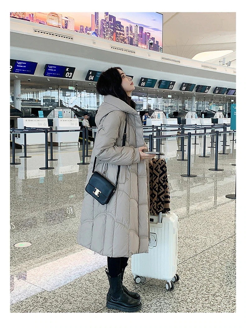 3色人気2025秋冬 新作 厚手 ジャケット 着痩せ 防寒 トップス 大きいサイズ暖かい ゆったり レディース 軽量ダウン混綿福袋 ダウンジャケット