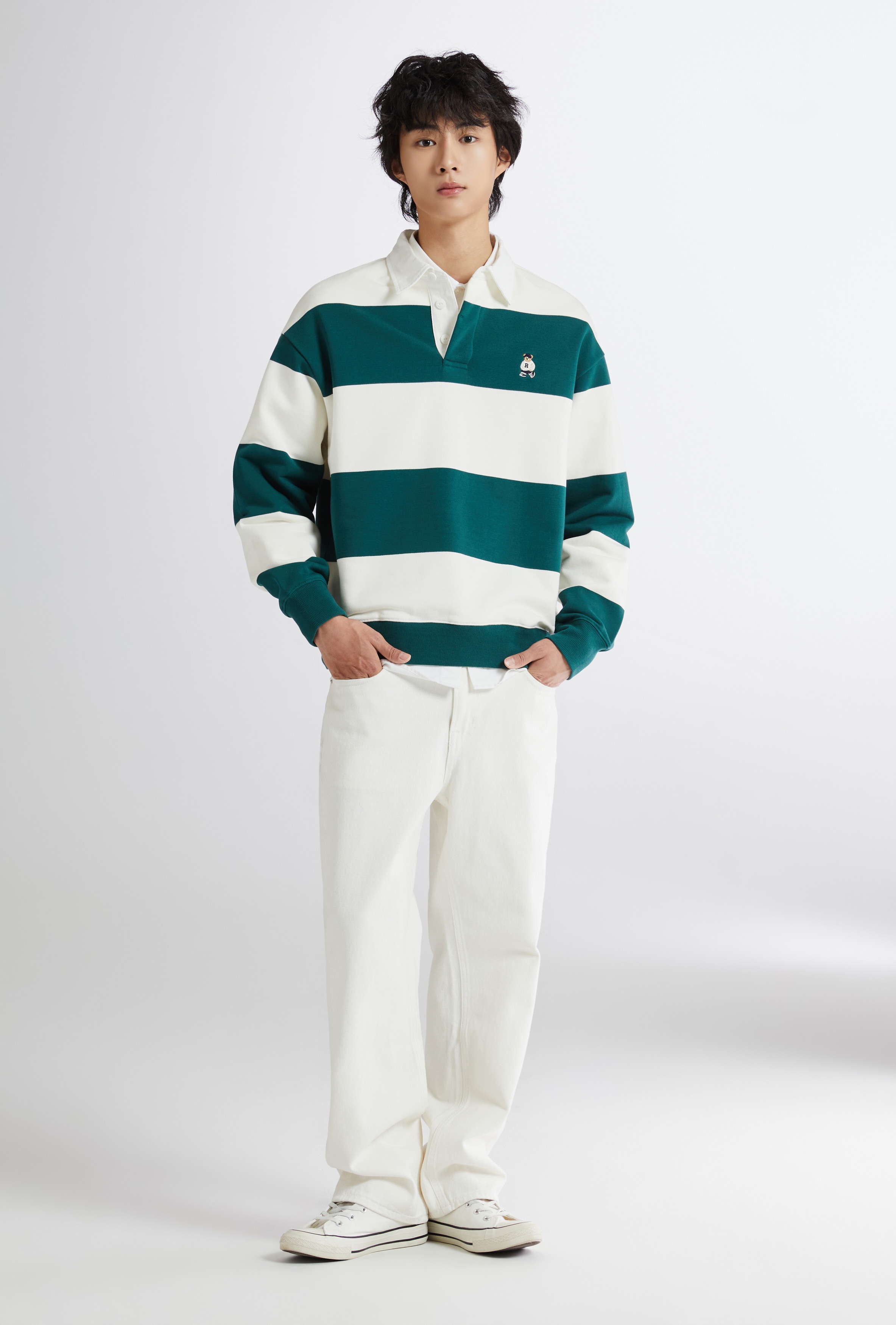 (Woody) Rugby Sweatshirt 2色 新商品 韓国人気 男女共用 カップルアイテム 肝節期 韓国ファッション ストリートファッション (Woody) Rugby Sweatshirt 2色 新商品 韓国人気 男女共用 カップルアイテム 肝節期 韓国ファッション ストリートファッション