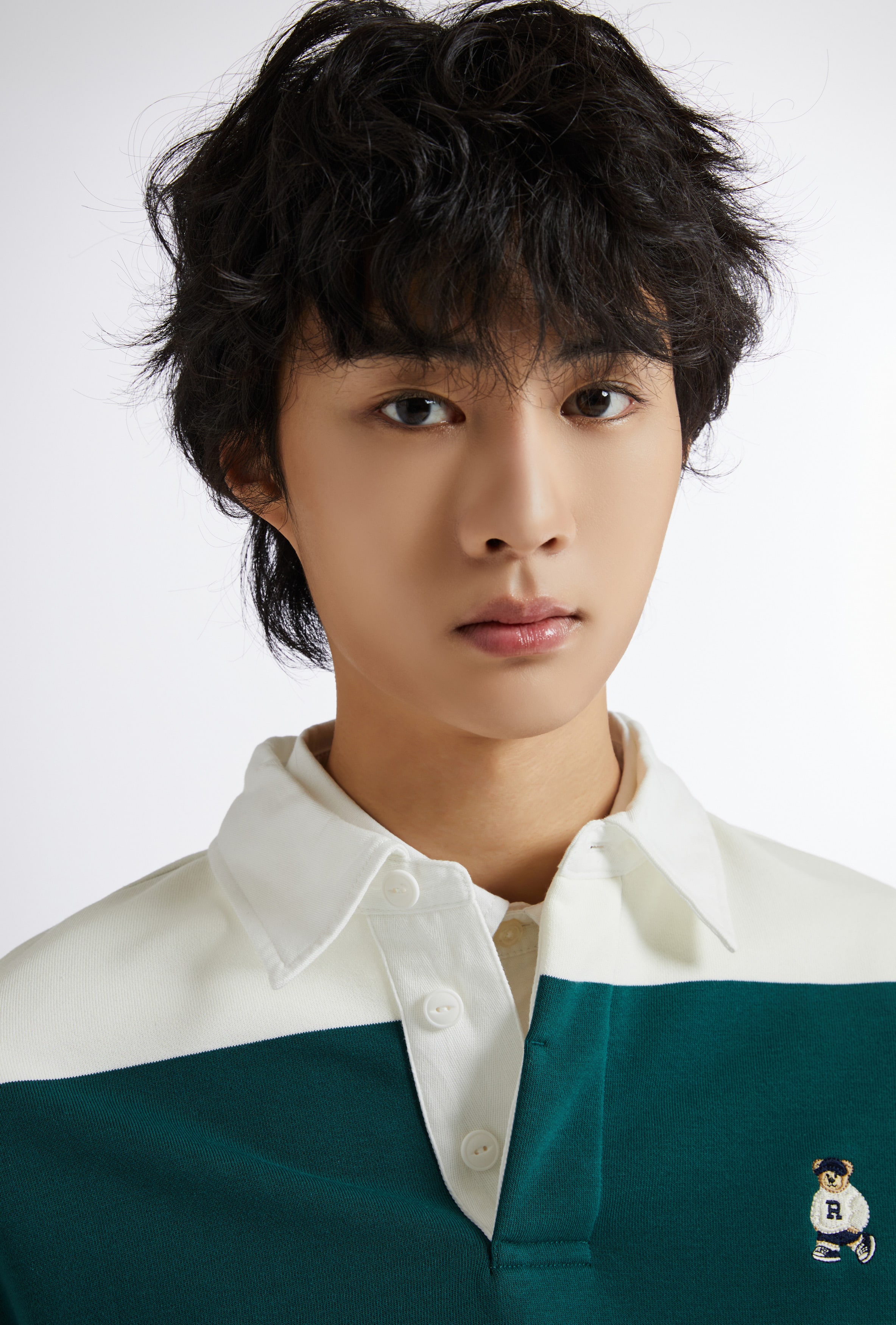 (Woody) Rugby Sweatshirt 2色 新商品 韓国人気 男女共用 カップルアイテム 肝節期 韓国ファッション ストリートファッション (Woody) Rugby Sweatshirt 2色 新商品 韓国人気 男女共用 カップルアイテム 肝節期 韓国ファッション ストリートファッション