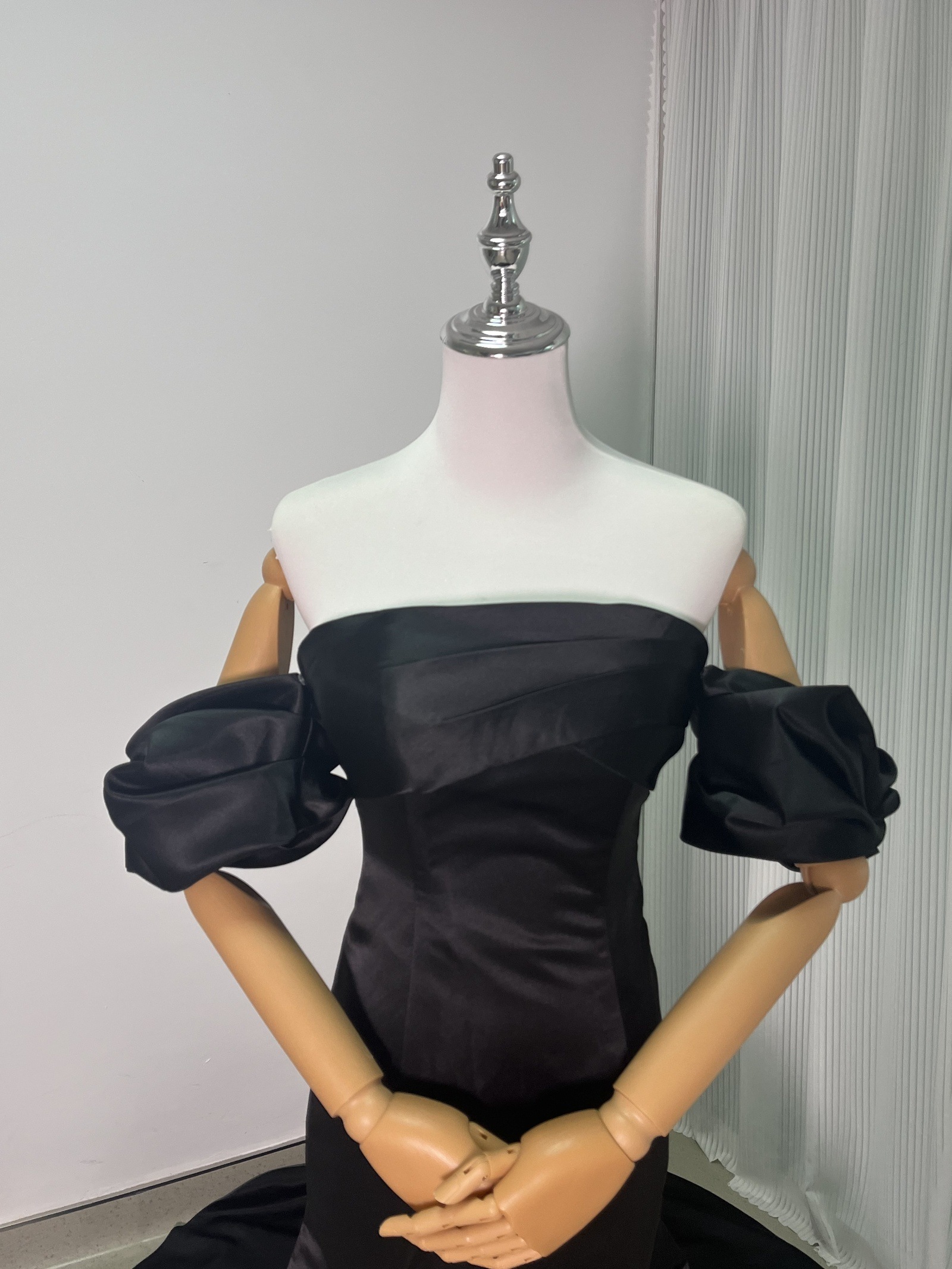 パーティードレス ブラック パフスリーブ ベアトップ マーメイドライン 編み上げ 演奏会 パーティードレス ブラック パフスリーブ ベアトップ マーメイドライン 編み上げ 演奏会