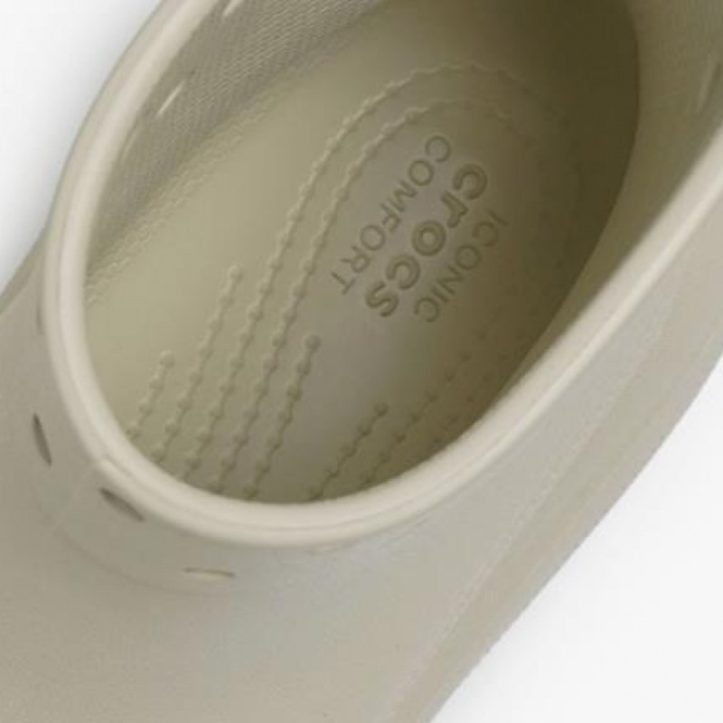 クロックスクラッシュブーツボーン 207946-2Y2 クロックスクラッシュブーツボーン 207946-2Y2