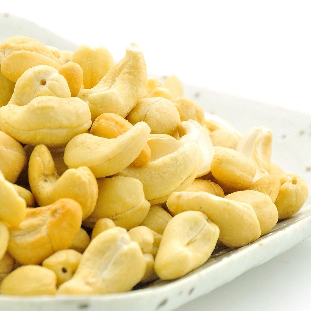 有機 無塩 無油 素焼き カシューナッツ お徳用 900g オーガニック ナッツ 有機 無塩 無油 素焼き カシューナッツ お徳用 900g オーガニック ナッツ