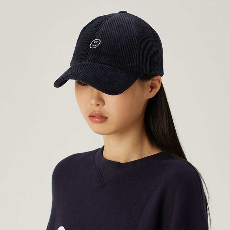 SEVENTEENジュンフィ着用 [ooowl] CORDUROY CAP LOVE DARK NAVY