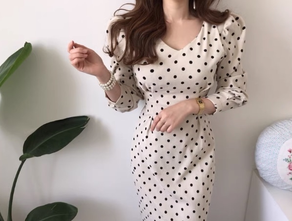 スカート ワンピース ロングスカート タイトスカート 膝下 ミモレ ミモレ丈 ロング ロング丈 袖あり パフスリーブ Vネック 襟なし タイト 細身 ストレート Iライン きれいめ 大人 上品 スカート ワンピース ロングスカート タイトスカート 膝下 ミモレ ミモレ丈 ロング ロング丈 袖あり パフスリーブ Vネック 襟なし タイト 細身 ストレート Iライン きれいめ 大人 上品