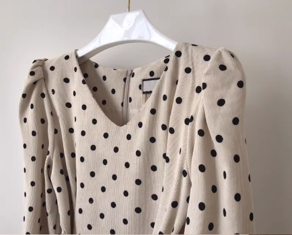 スカート ワンピース ロングスカート タイトスカート 膝下 ミモレ ミモレ丈 ロング ロング丈 袖あり パフスリーブ Vネック 襟なし タイト 細身 ストレート Iライン きれいめ 大人 上品 スカート ワンピース ロングスカート タイトスカート 膝下 ミモレ ミモレ丈 ロング ロング丈 袖あり パフスリーブ Vネック 襟なし タイト 細身 ストレート Iライン きれいめ 大人 上品