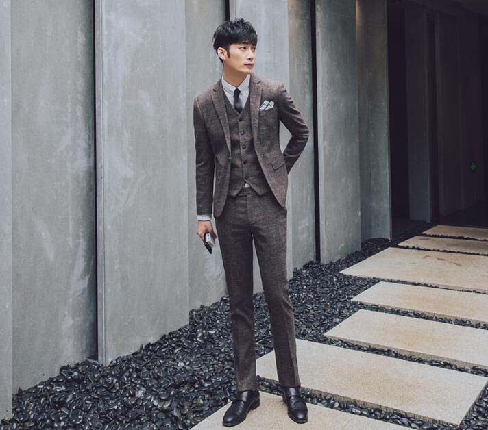 新规入荷続々 メンズスーツ 3点セット ジャケット+ベスト+パンツ 結婚式スーツ チェック柄 スリーピース フォーマル シングルスーツ ビジネススーツ メンズ スーツ セットアップ パーティー カジュ 新规入荷続々 メンズスーツ 3点セット ジャケット+ベスト+パンツ 結婚式スーツ チェック柄 スリーピース フォーマル シングルスーツ ビジネススーツ メンズ スーツ セットアップ パーティー カジュ