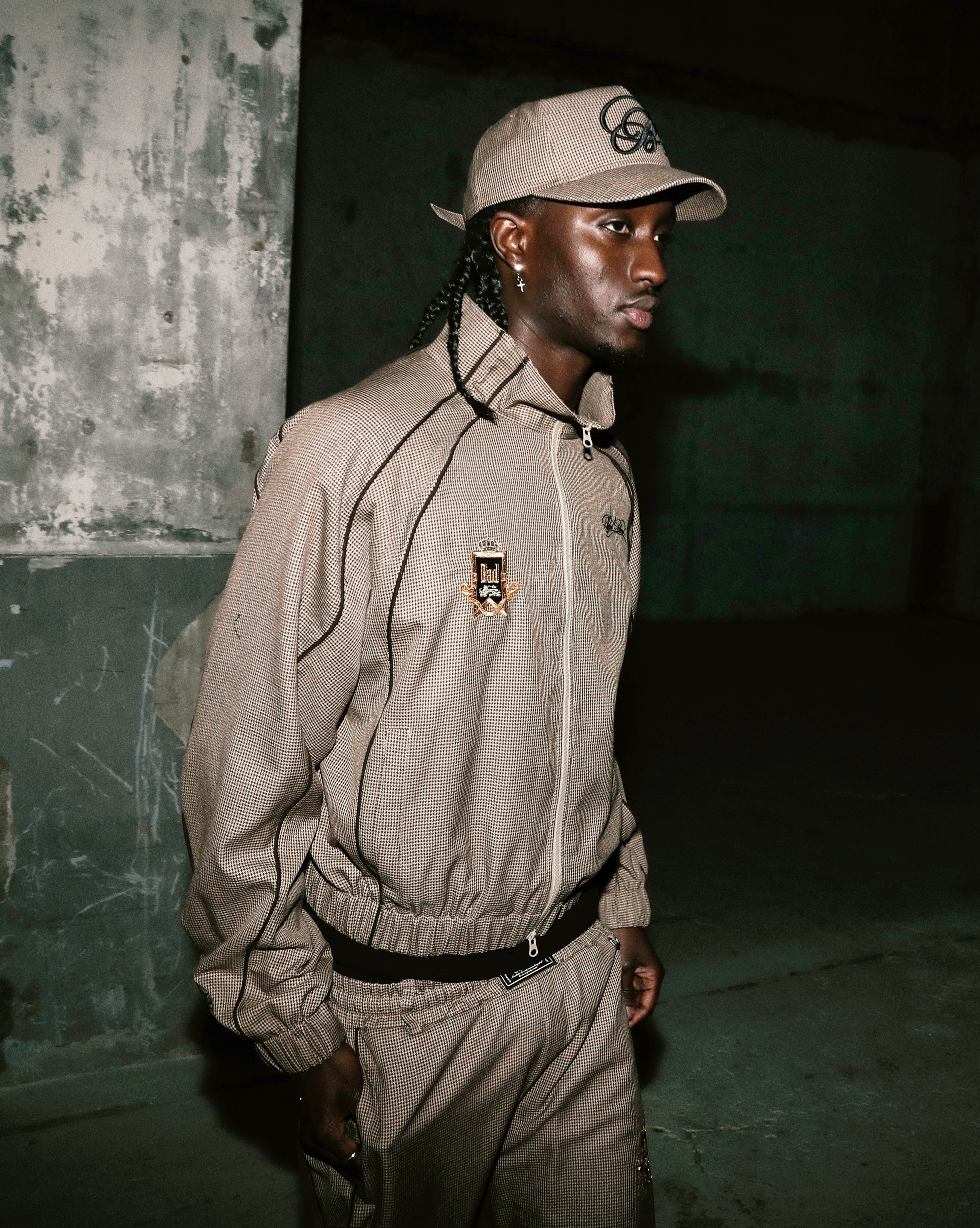 【BADBLOOD】 ROYAL CLASSIC HOUNDS-TOOTH TRACK ZIP-UP : BROWN