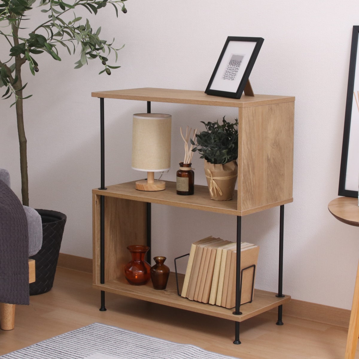 EZBO S字ディスプレイラック 幅60cm 3段 工具不要 ラック 棚 S字 収納 ディスプレイ 木目調 背面化粧 イジボ 組立簡単 A4 リビング 本棚 間仕切り 三段 ツイストロック EZBO S字ディスプレイラック 幅60cm 3段 工具不要 ラック 棚 S字 収納 ディスプレイ 木目調 背面化粧 イジボ 組立簡単 A4 リビング 本棚 間仕切り 三段 ツイストロック