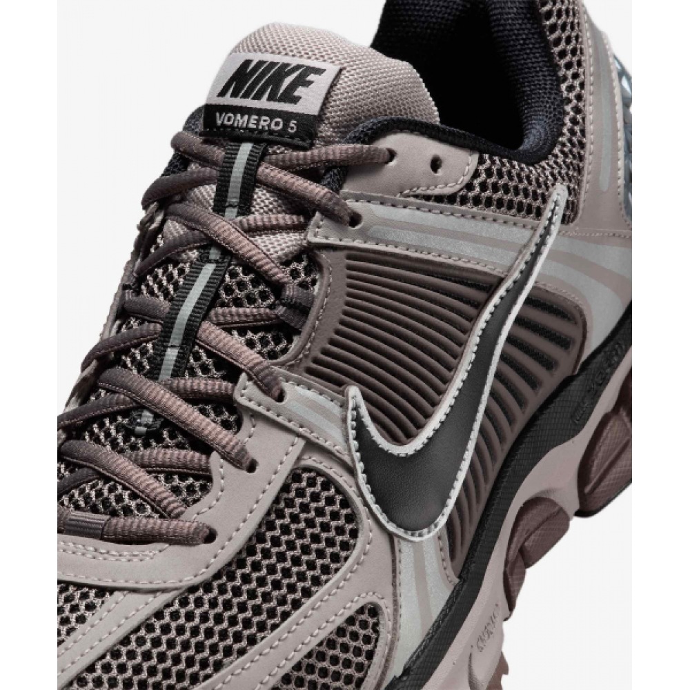 NIKE ズーム ボメロ 5 M - カレッジ グレー:ケイブ ストーン:メタリック シルバー:ブラック