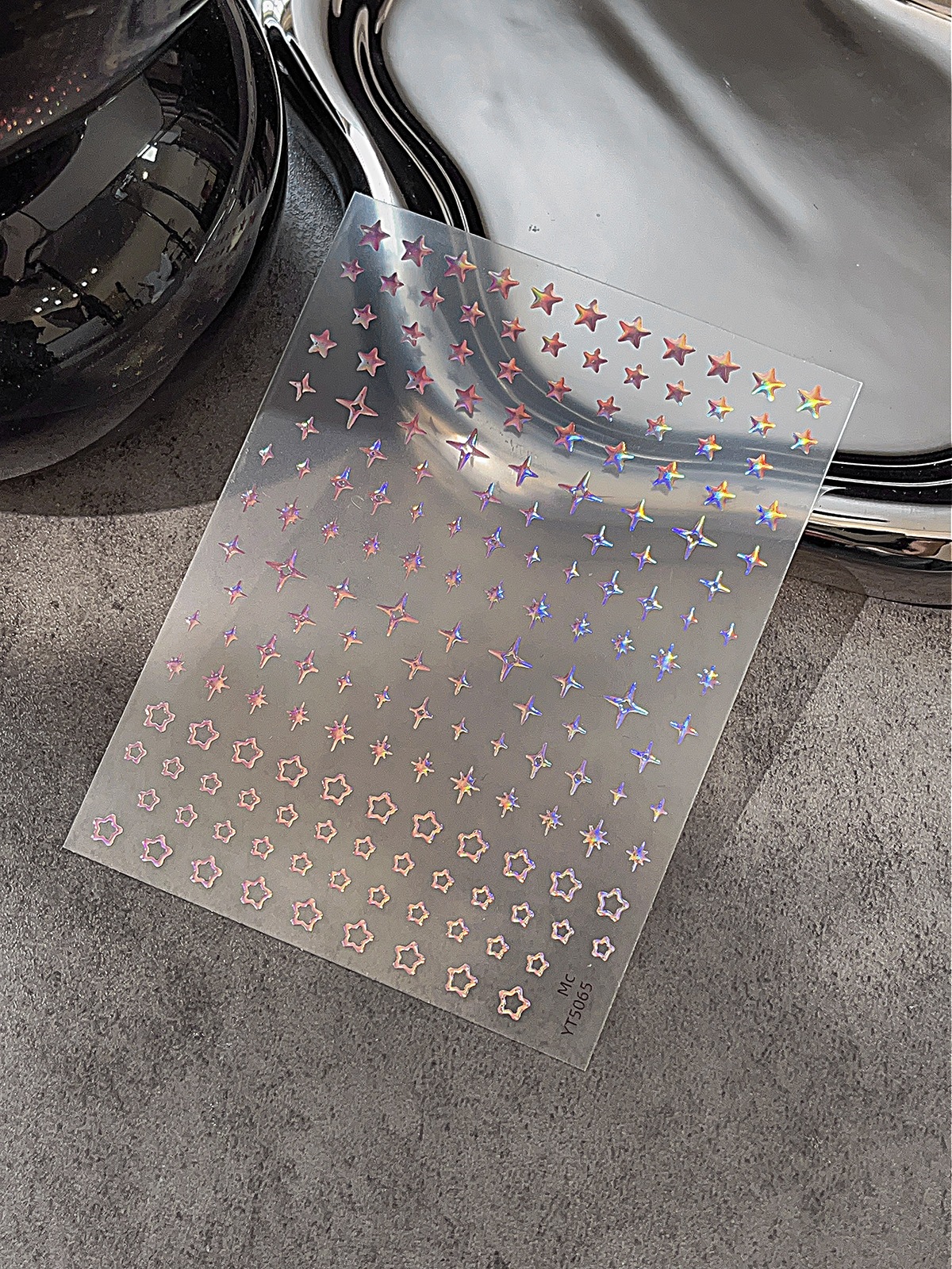 【1点ご購入 で10点プレゼントいたします】金の星ネイルシールシンプルでかわいいポップなデコレーションシール