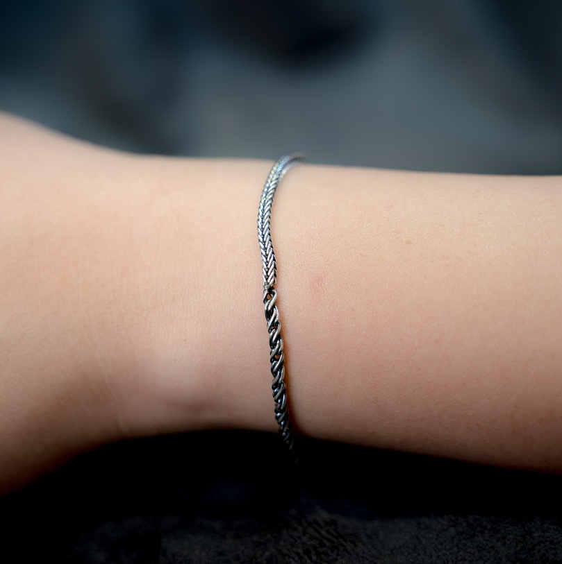 [BTS RM着用]HR 110B Bracelet