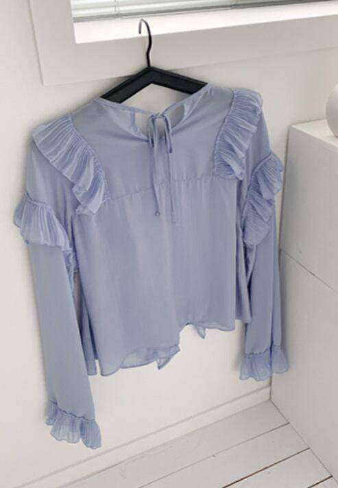 2color レディース トップス フリル 長袖 シフォン ホワイト ブルー エレガント 春 秋 ニュアンスカラー 大人可愛い きれいめ 上品 クラシック レトロ ガーリー カジュアル 大人女子 モー 2color レディース トップス フリル 長袖 シフォン ホワイト ブルー エレガント 春 秋 ニュアンスカラー 大人可愛い きれいめ 上品 クラシック レトロ ガーリー カジュアル 大人女子 モー