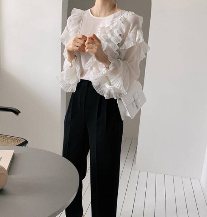 2color レディース トップス フリル 長袖 シフォン ホワイト ブルー エレガント 春 秋 ニュアンスカラー 大人可愛い きれいめ 上品 クラシック レトロ ガーリー カジュアル 大人女子 モー 2color レディース トップス フリル 長袖 シフォン ホワイト ブルー エレガント 春 秋 ニュアンスカラー 大人可愛い きれいめ 上品 クラシック レトロ ガーリー カジュアル 大人女子 モー