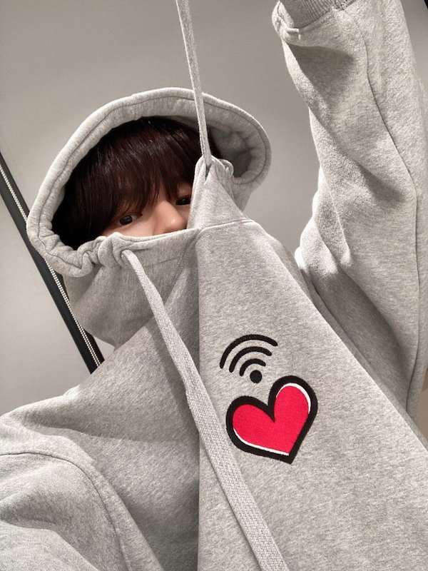 [Stray Kidsスンミン着用] Heart Wi-Fi Overfit Hood トレーナー スウェット パーカー ジャケット Tシャツ  トップス アウター