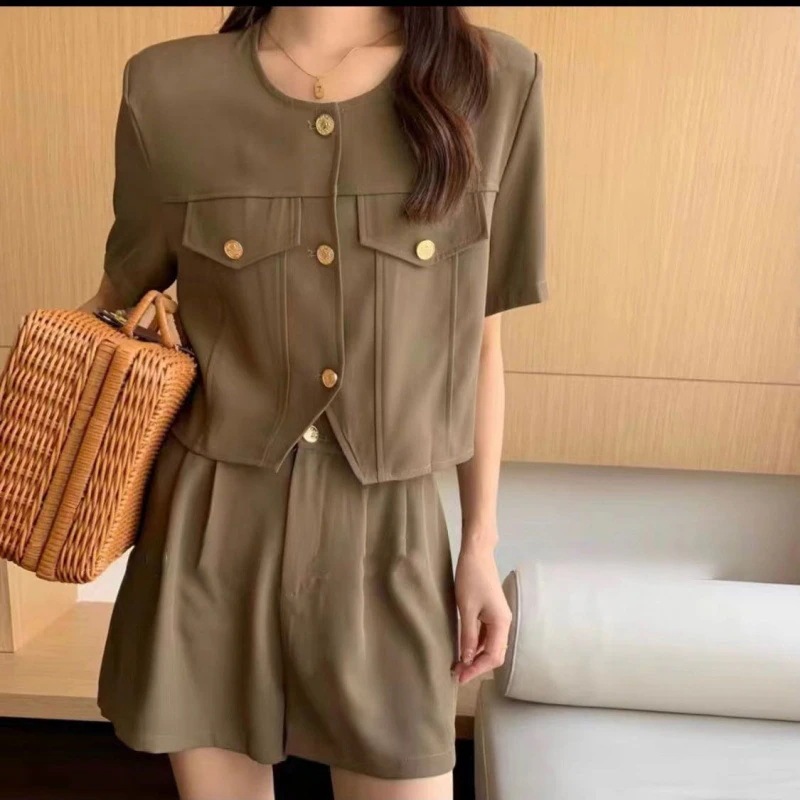 ワークデザインセット ワイドショーツ シルエット強調スーツ・セットアップ ワークデザインセット ワイドショーツ シルエット強調スーツ・セットアップ