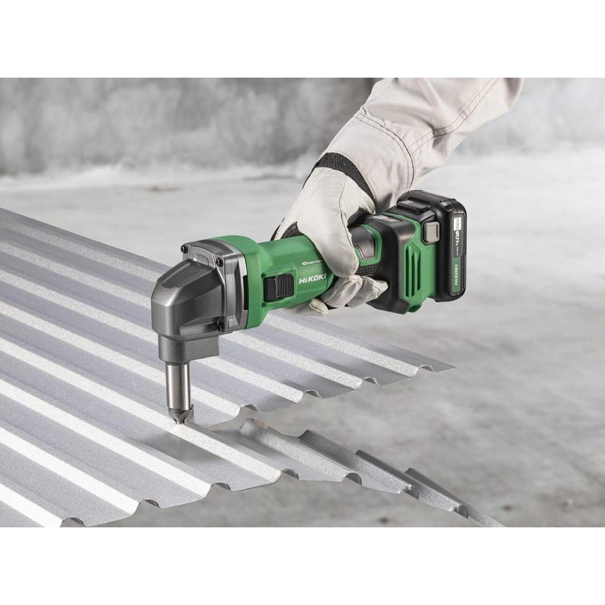 ハイコーキ HiKOKI 10.8V 充電式 ニブラ 【蓄電池・充電器・ケース付】 CN12DA(LS) 軽量 コンパクト 切断 工具 ハイコーキ HiKOKI 10.8V 充電式 ニブラ 【蓄電池・充電器・ケース付】 CN12DA(LS) 軽量 コンパクト 切断 工具