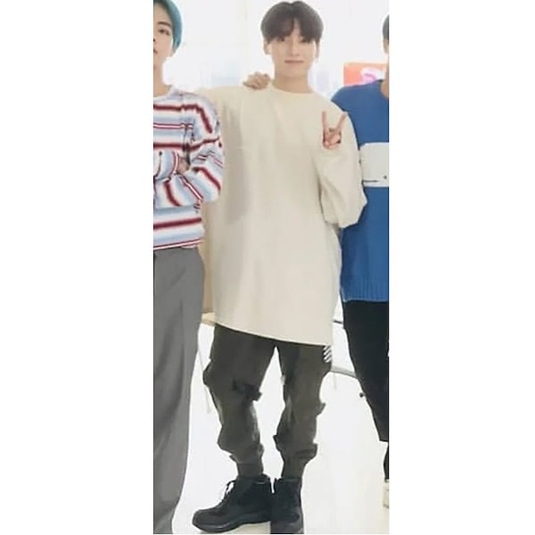 BTSジョングク着用[A NOTHING]HEAVY-TERRY BALLOON SWEAT PANTS