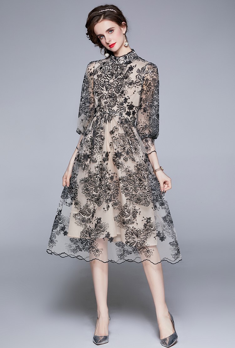 レディース ワンピース ドレス 膝下 ミモレ ロング 7分袖 パフスリーブ バルーン袖 ハイネック 襟なし セミフレア ストレート フェミニン タック 刺繍 ウエストマーク ハイウエスト 透け感 薄手 レディース ワンピース ドレス 膝下 ミモレ ロング 7分袖 パフスリーブ バルーン袖 ハイネック 襟なし セミフレア ストレート フェミニン タック 刺繍 ウエストマーク ハイウエスト 透け感 薄手