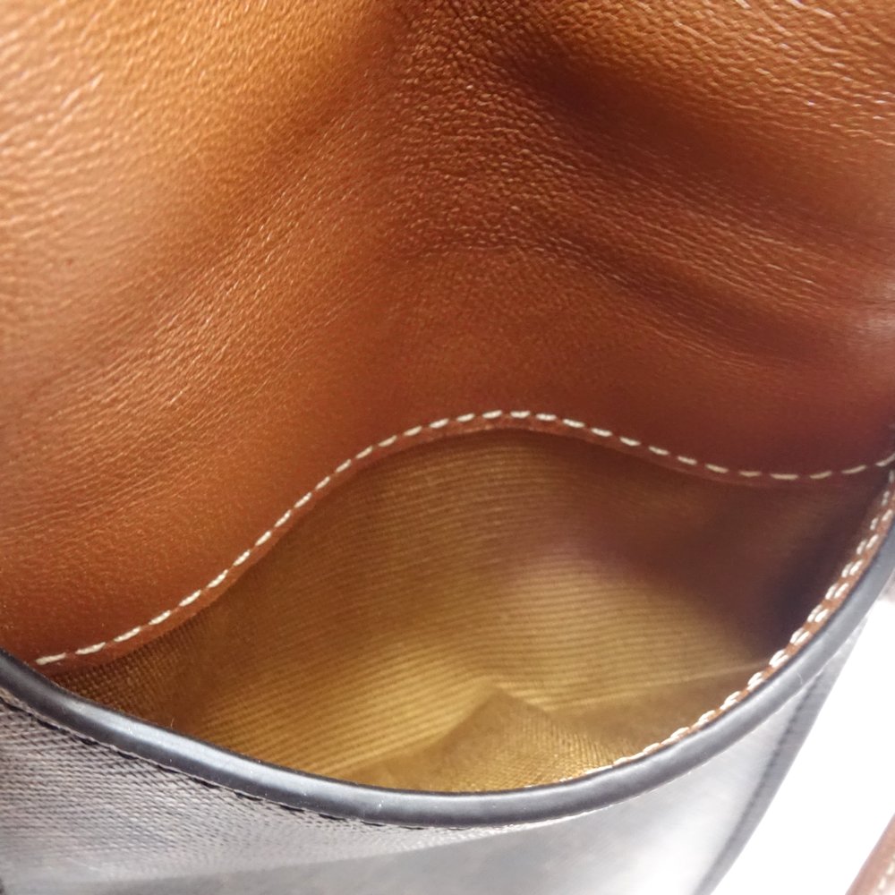 フォンショルダー スマホケース トリオンフ 10G332CQD ポシェット キャンバスxレザー タン/180639【中古】