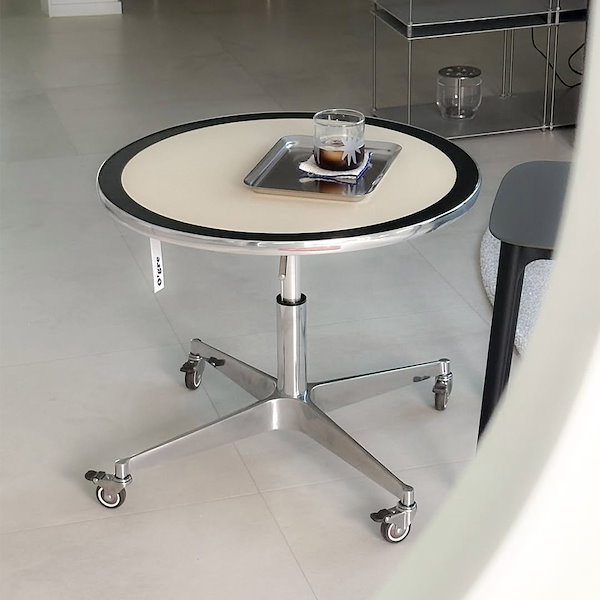 Qoo10] Ogre トントンラウンドホイールソファテーブル